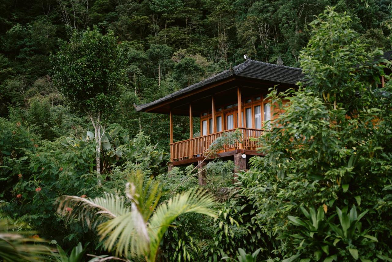 Menir Villa Munduk